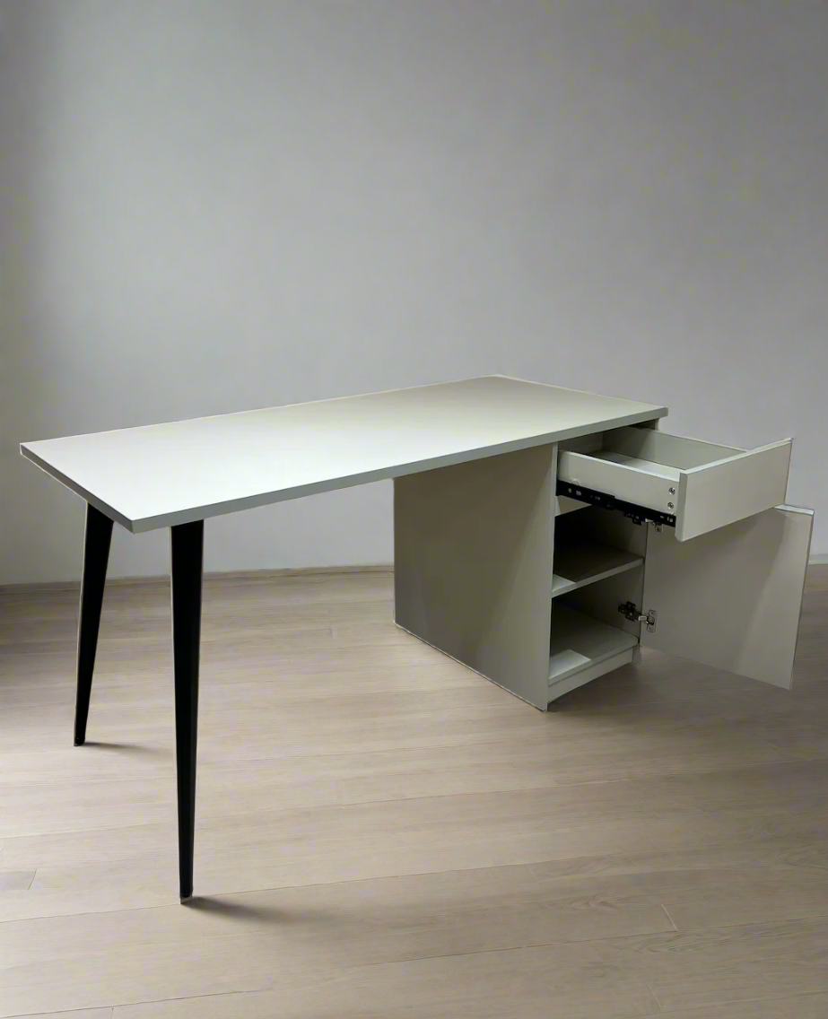 Modular Workstation Tapered Series